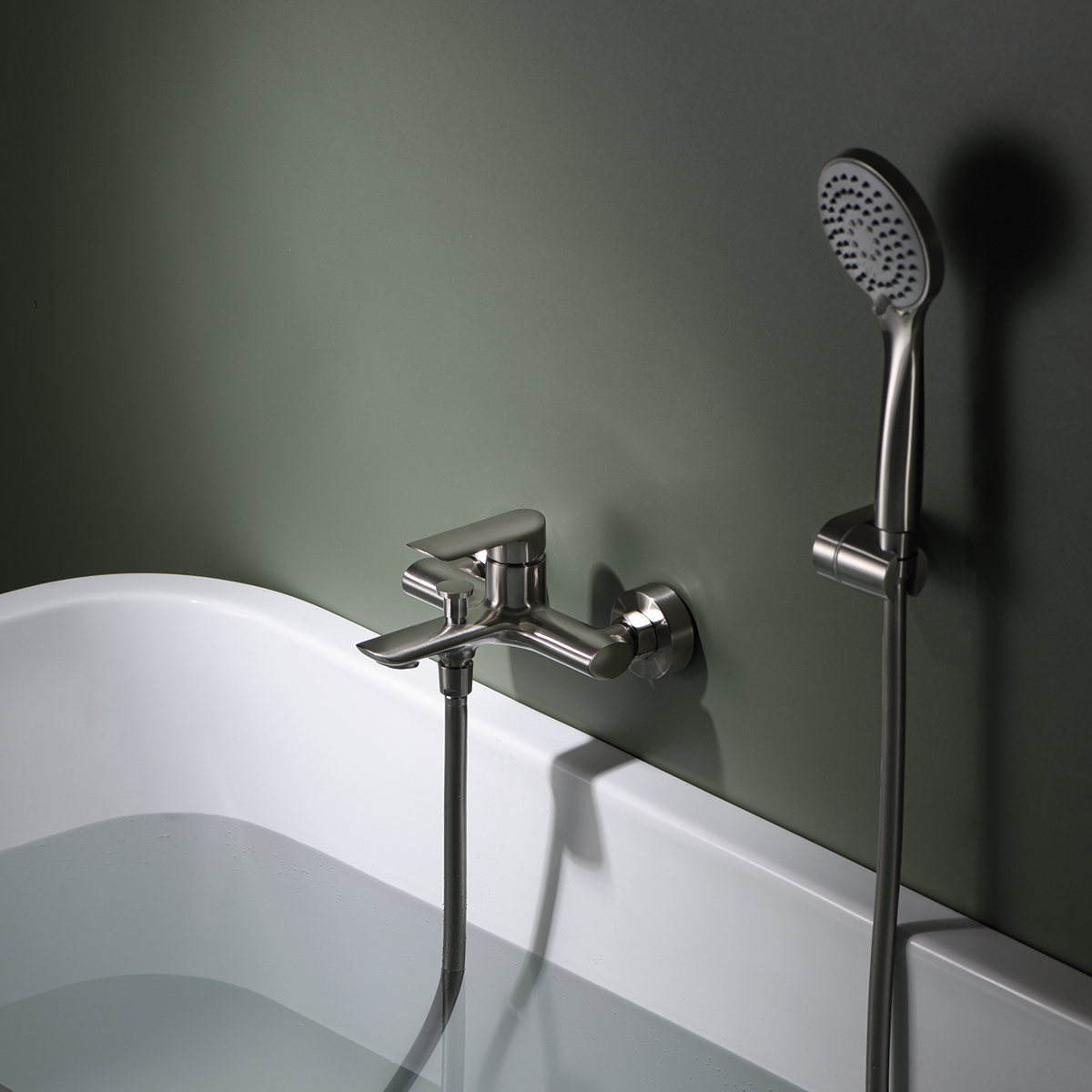 MITIGEUR MONOCOMMANDE BAIN/DOUCHE NICKEL BROSSE BDG040-4NQ